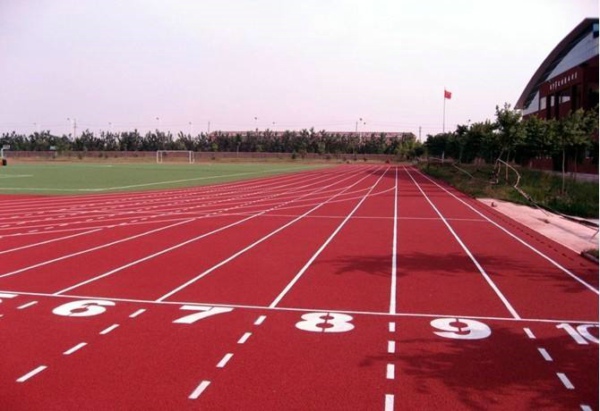 塑膠跑道主要分為哪幾類功能特點是怎樣的？